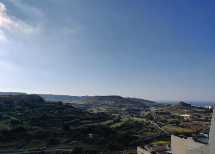شقة Ta'roza Modern With Balcony & Distant Sea Views - Gozo
